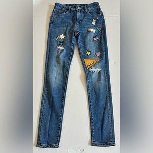 Levi's High Waist Patch Skinny Jeans. Size W26 L30